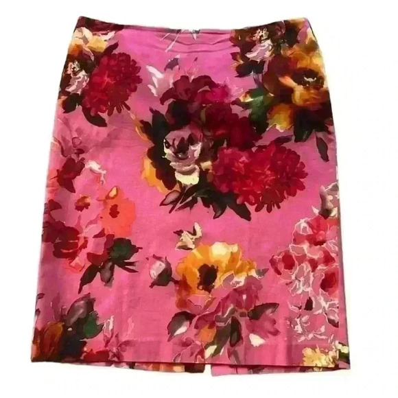 Talbots A line skirt fully lined size 12 excellent condition.  Pinks reds greens - Picture 1 of 9